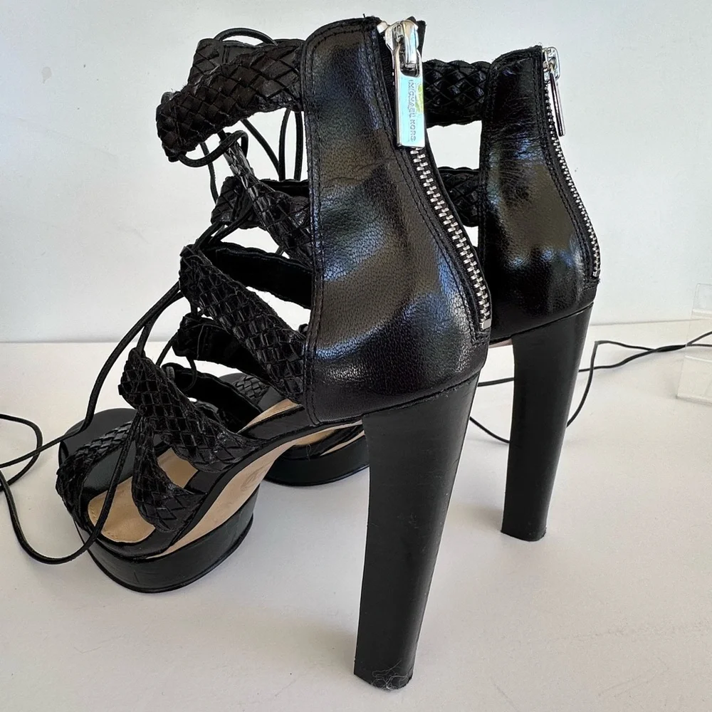 Michael Kors Monterey platform high heel - Picture 3 of 11